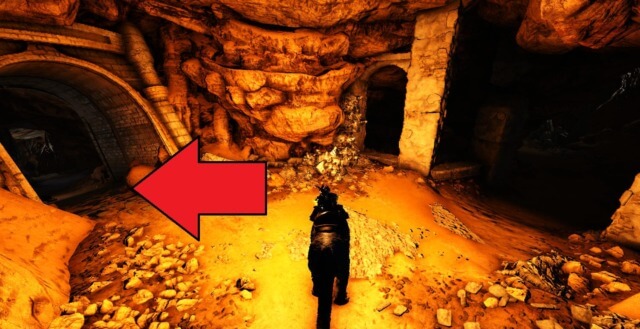 最初の分岐点を左